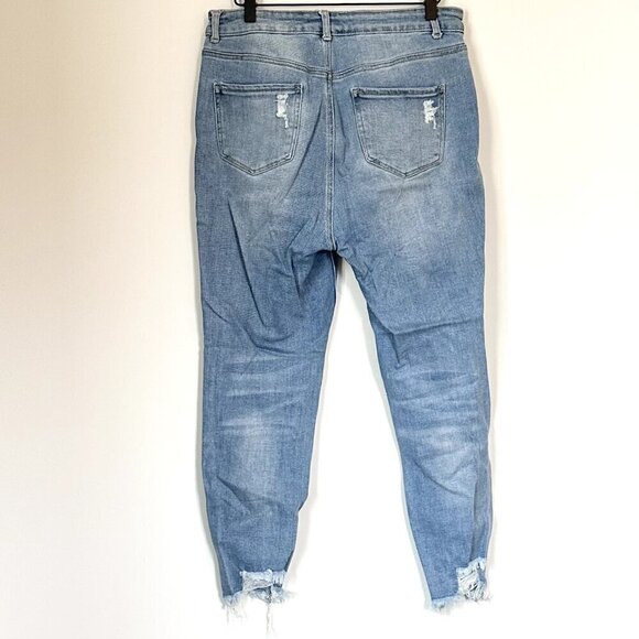 Wax Jean Distressed Ripped Light Wash Skinny Jean - Size 11 / 30 - Picture 7 of 8